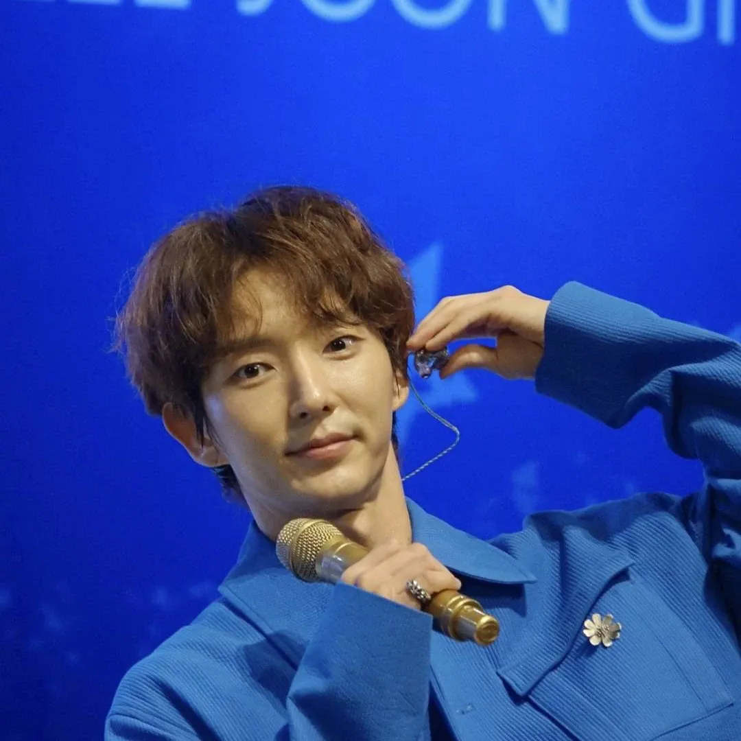 이준기 최근 활동샷