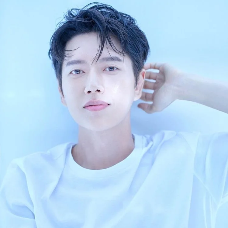 Recent activity shot of Park Haejin