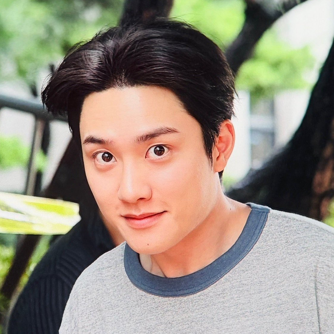 Foto terbaru dari Doh Kyungsoo (D.O.)