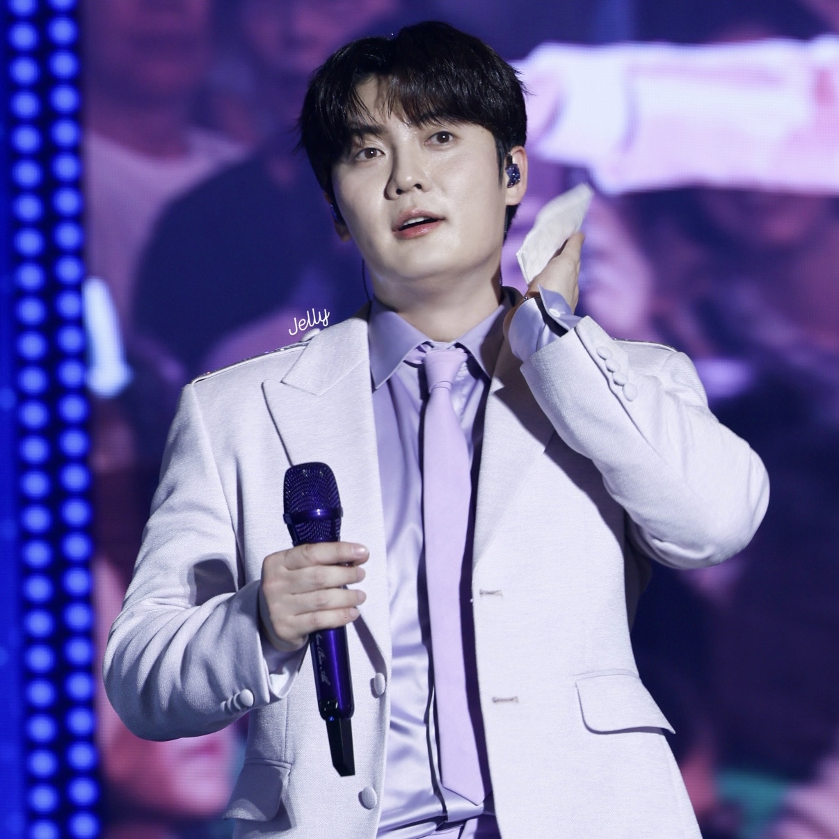 Recent activity shot of Son Binah