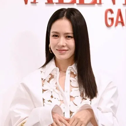 Cuplikan di balik layar dari Son Yejin