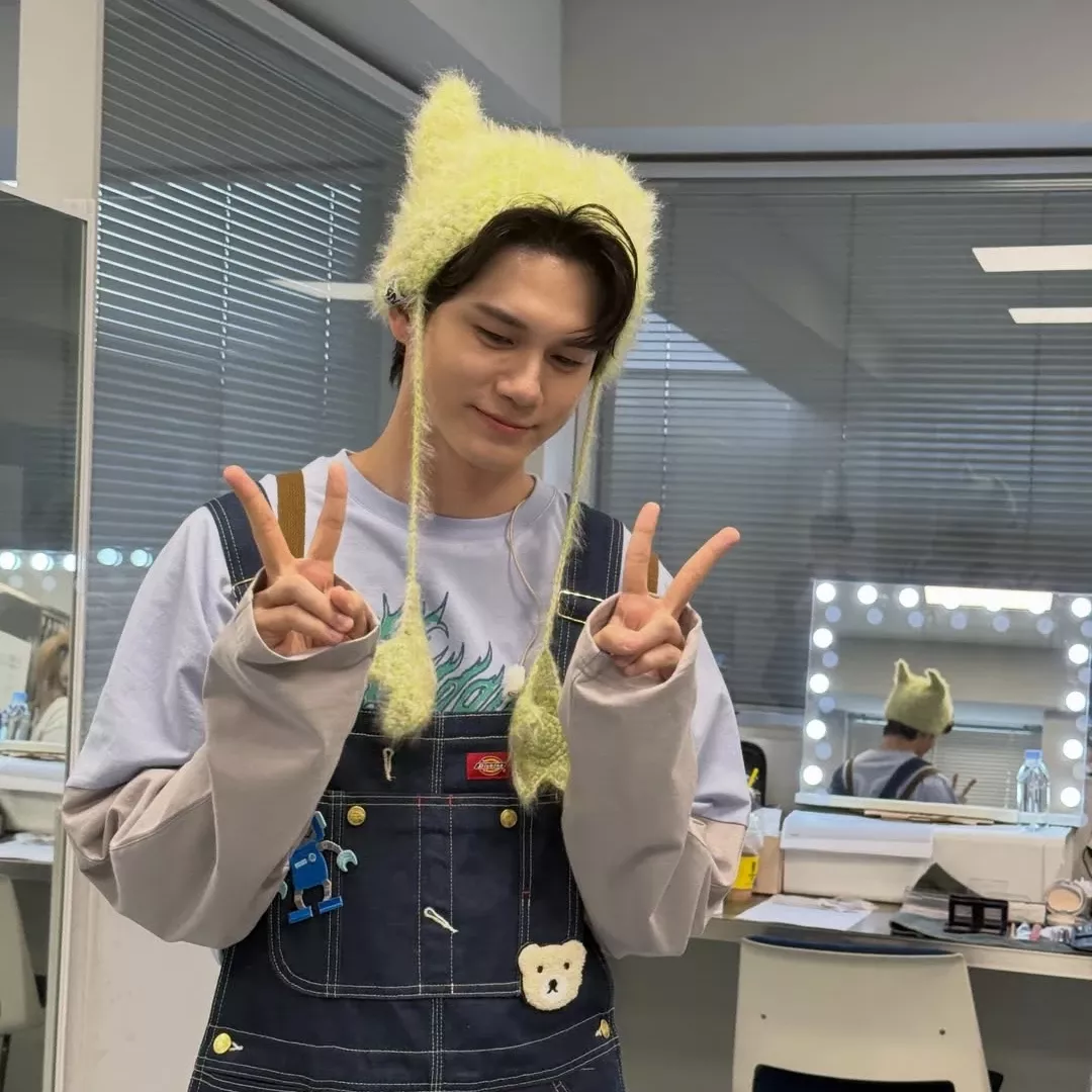 A moment captured by a fan of Ong Seongwu