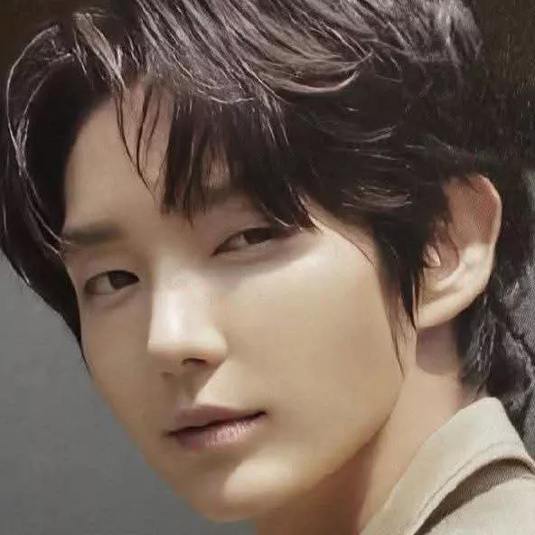 이준기 최근 활동샷