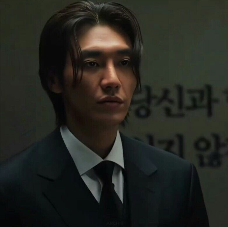 Recent activity shot of Kim Youngkwang