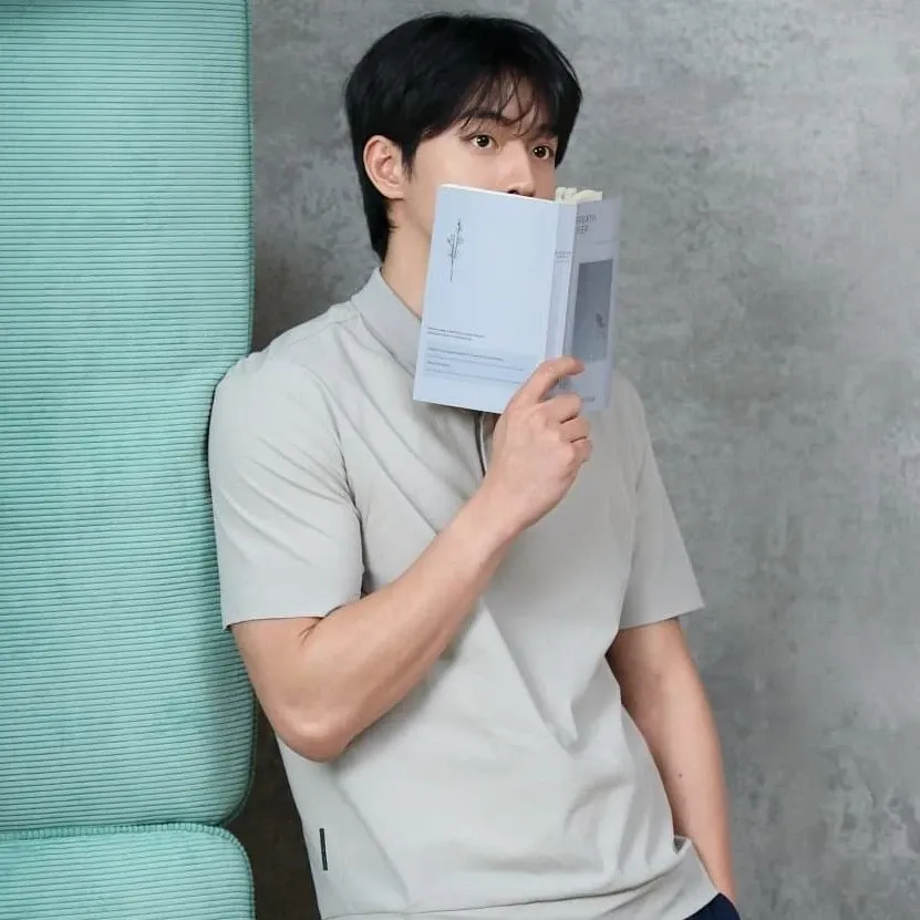 Behind-the-scenes cut of Nam Joohyuk