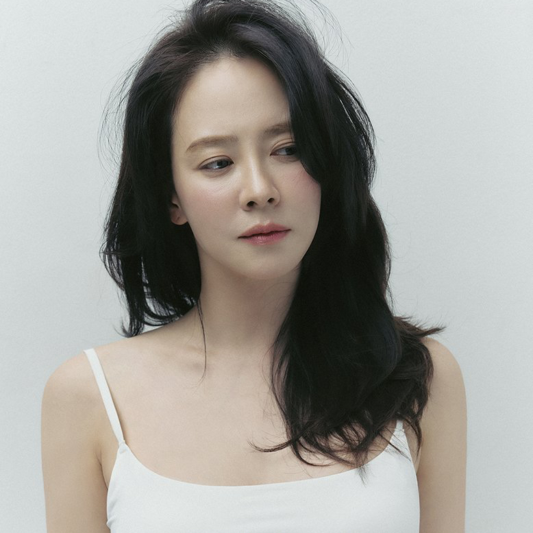 Foto kegiatan terbaru dari Song Jihyo