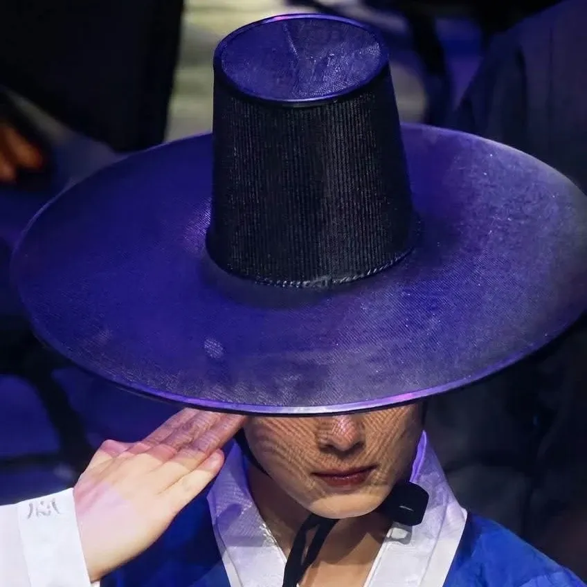 Latest photo of Cha Eunwoo