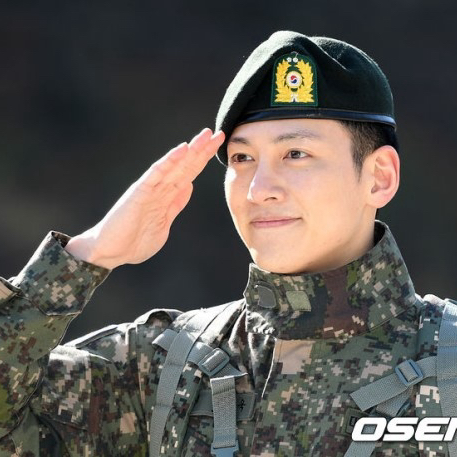 池昌旭的最新照片