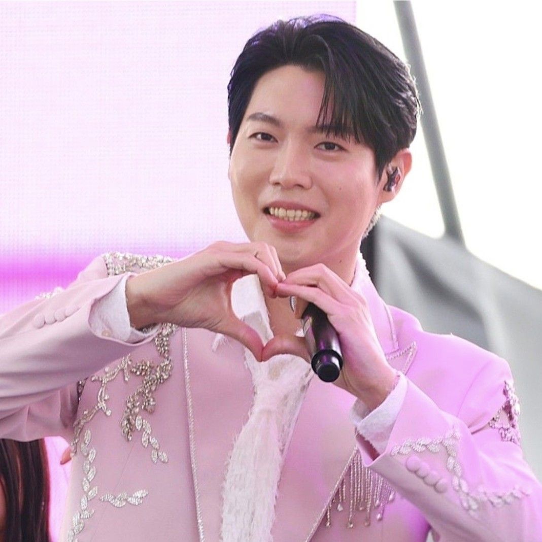 Explosively popular post in Choeaedol Celeb community