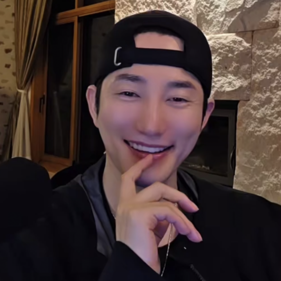 Latest photo of Park Sihoo