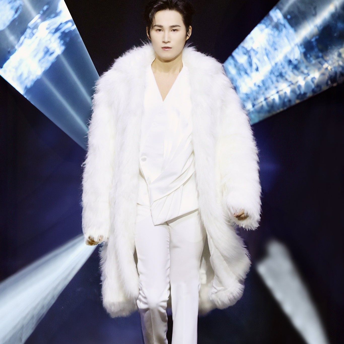 Latest photo of Kim Heejae