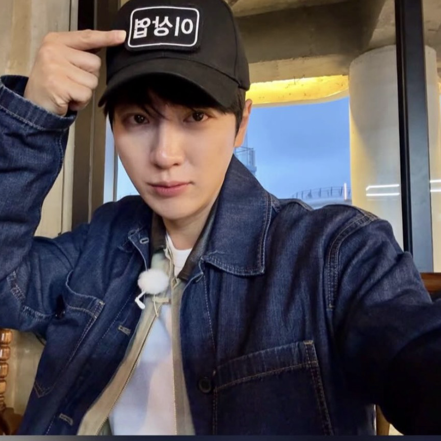 Behind-the-scenes cut of Lee Sangyeob