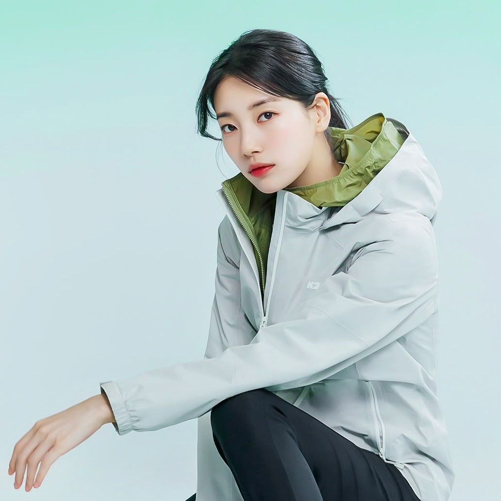 Recent activity shot of Bae Suzy