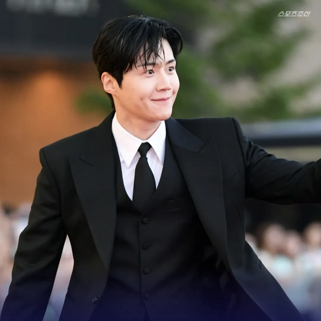 Foto kegiatan terbaru dari Kim Seonho