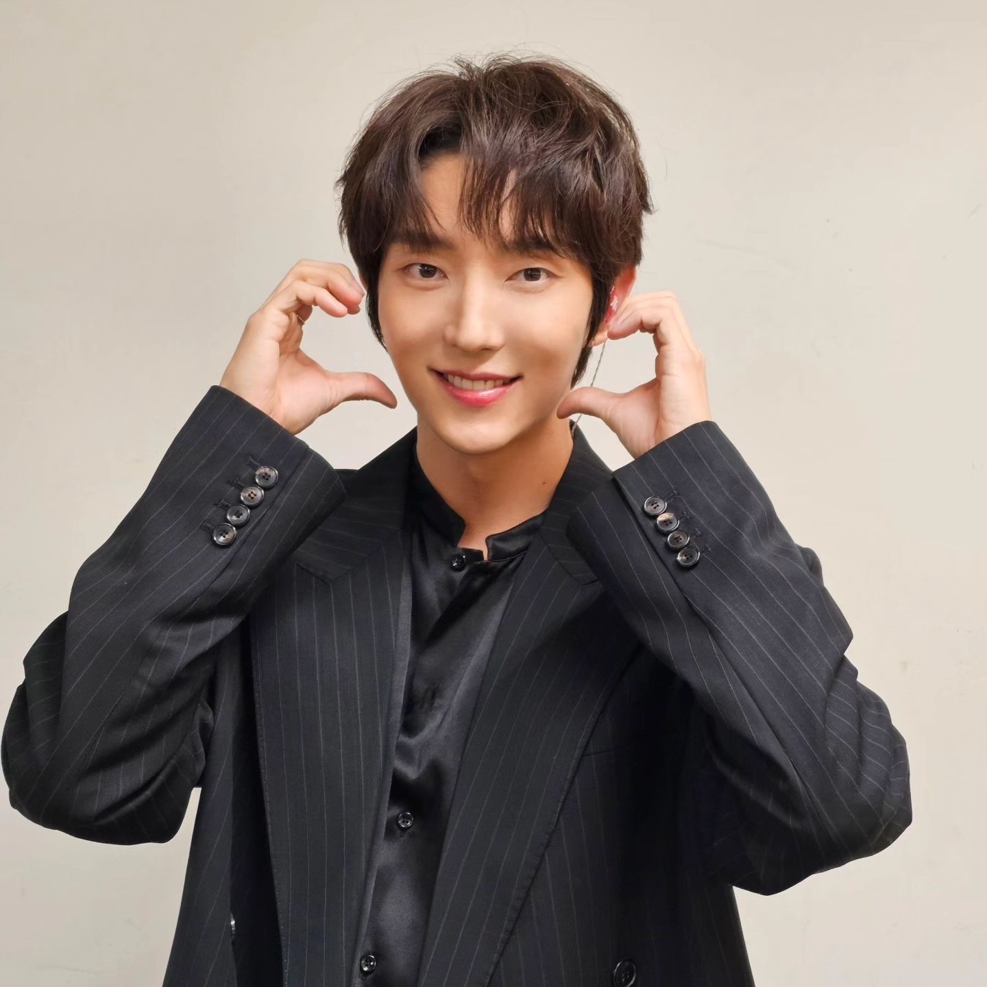 Recent activity shot of Lee Joongi