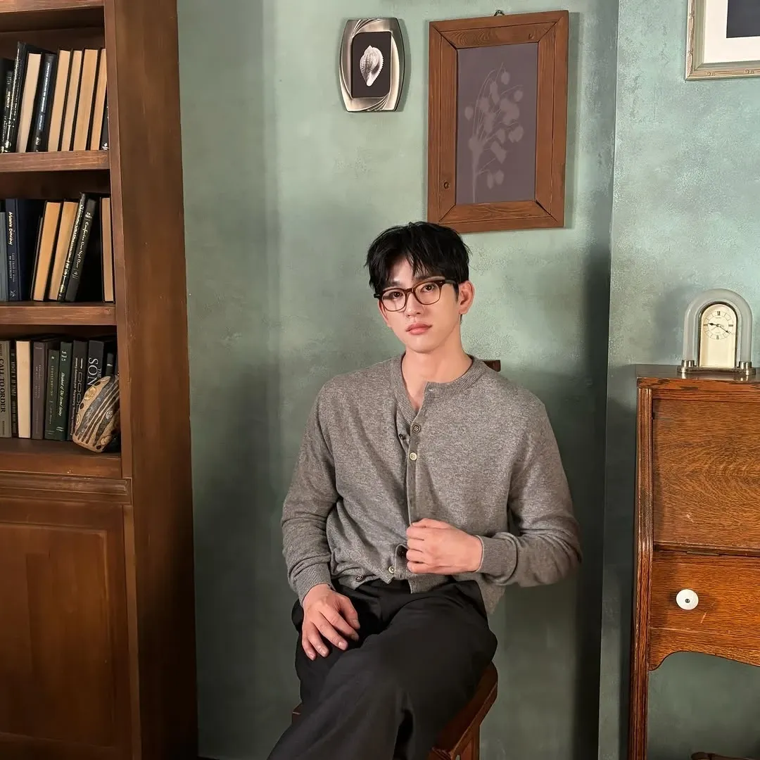 Foto terbaru dari Park Jinyoung
