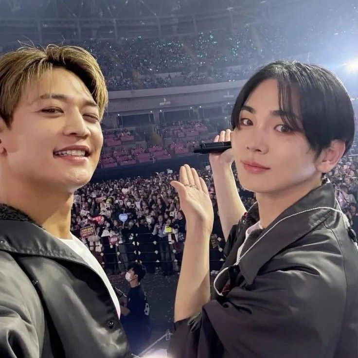 Behind-the-scenes cut of Key