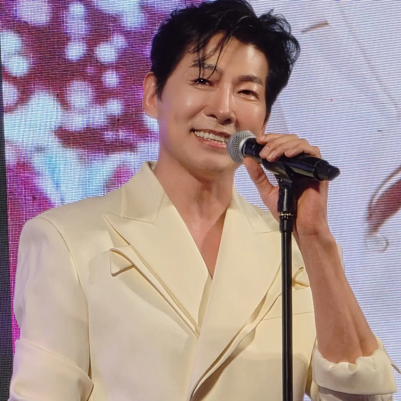 Recent activity shot of Kim Yongpil