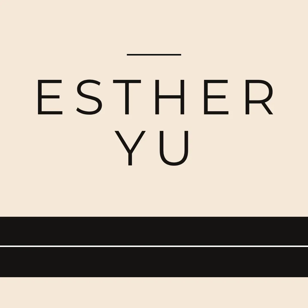 A moment captured by a fan of Esther Yu