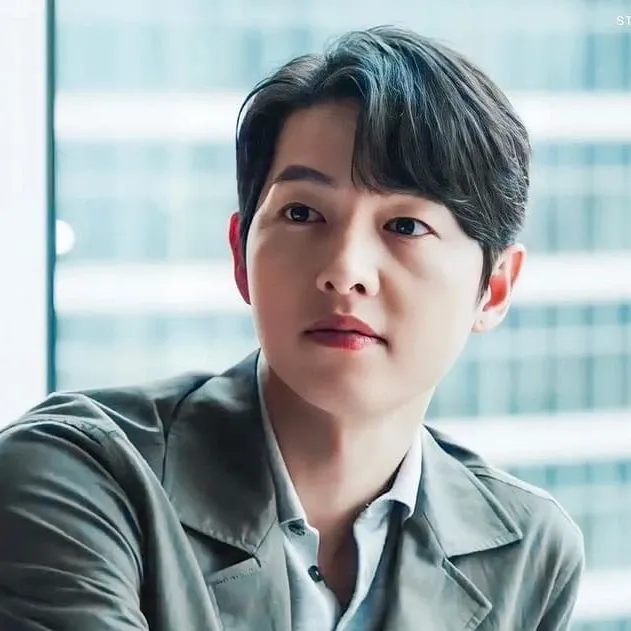 Latest photo of Song Joongki