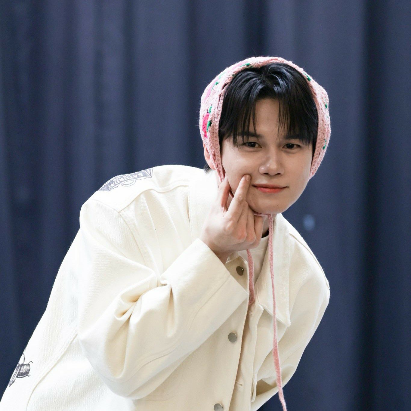 粉絲拍下的邕聖祐瞬間