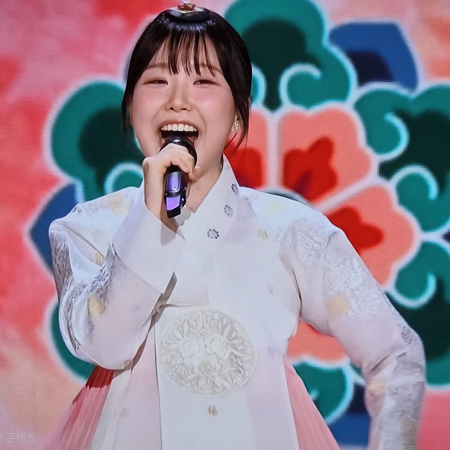 A moment captured by a fan of Hong Seongyun