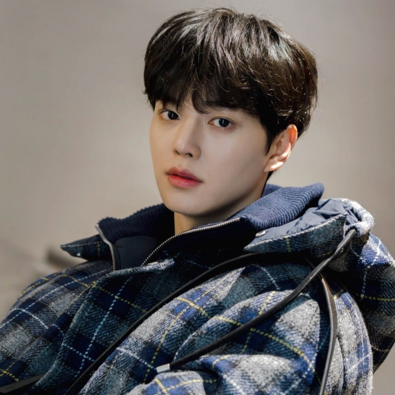 Recent activity shot of Song Kang