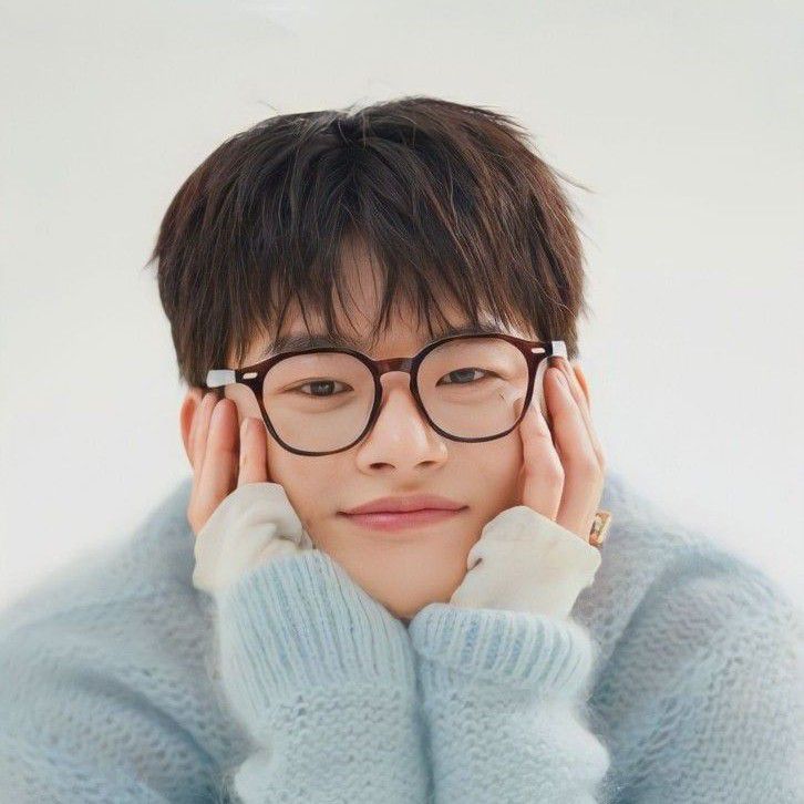 Momen yang diabadikan oleh penggemar Seo Inguk