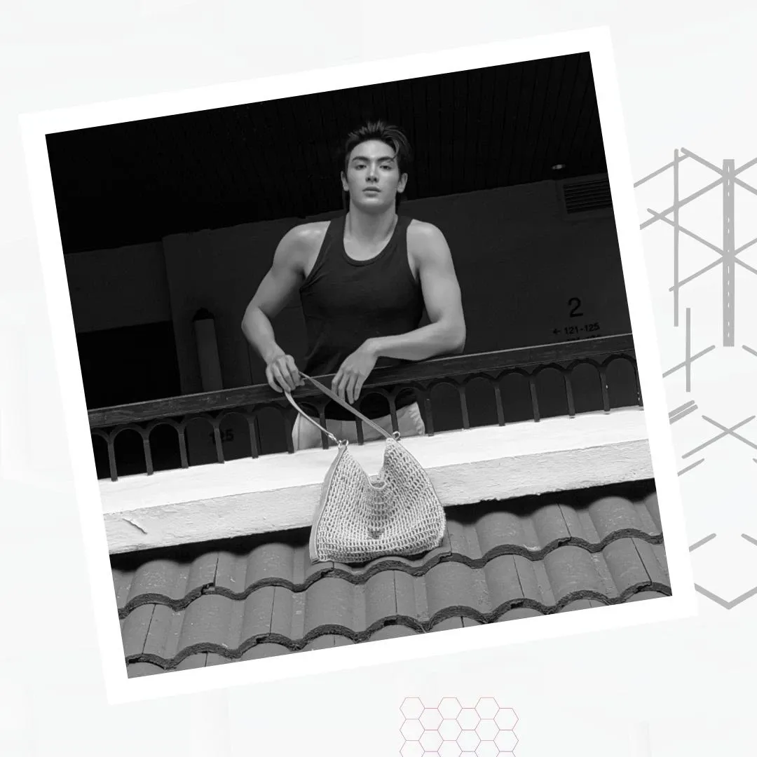 A moment captured by a fan of Joong Archen Aydin