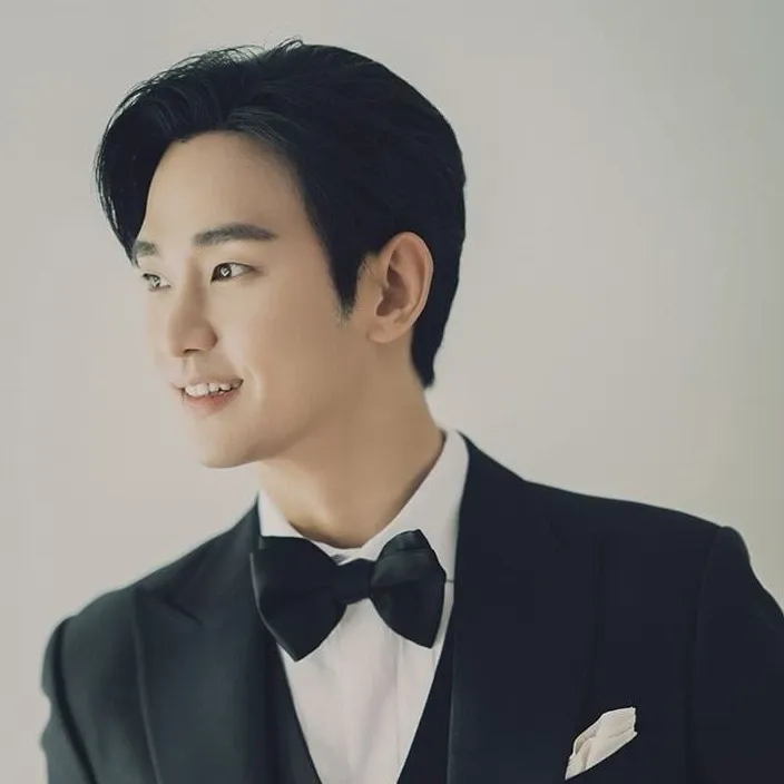 Latest photo of Kim Soohyun