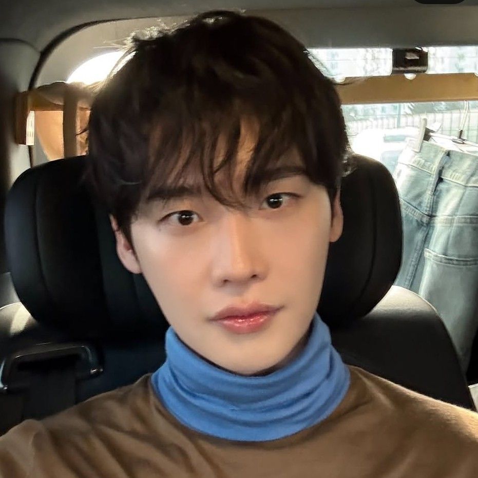 粉絲拍下的李鍾碩瞬間