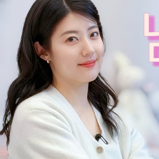 Behind-the-scenes cut of Nam Jihyeon