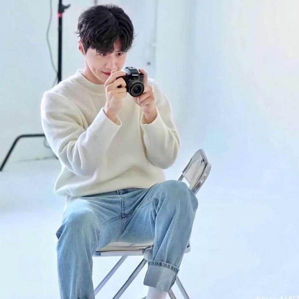 金宣虎的最新照片