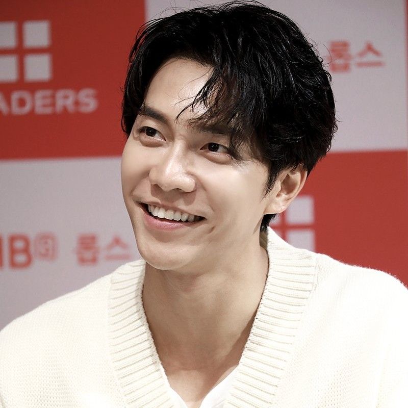 Cuplikan di balik layar dari Lee Seunggi