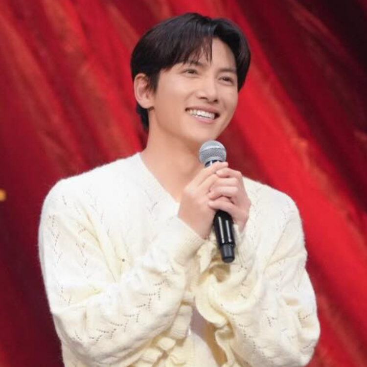 Behind-the-scenes cut of Ji Changwook