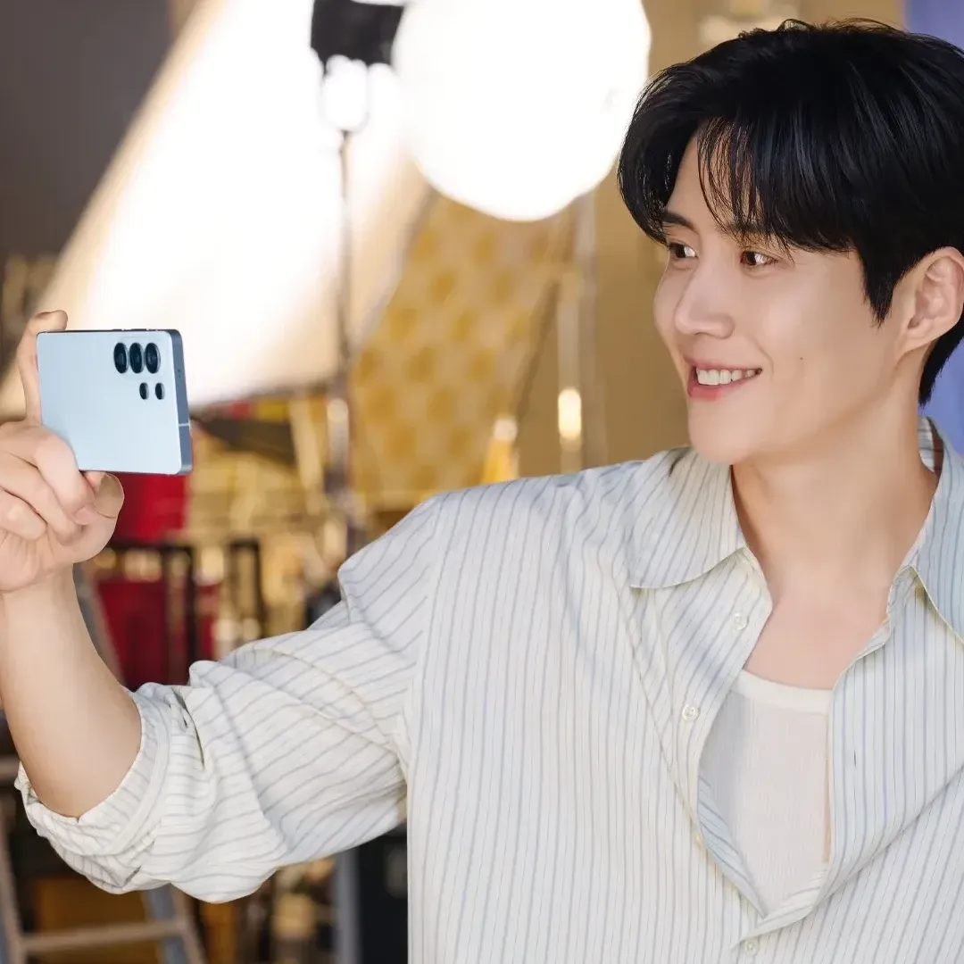 Cuplikan di balik layar dari Kim Seonho