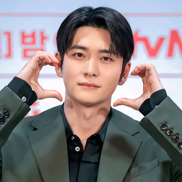 A moment captured by a fan of Kang Taeoh