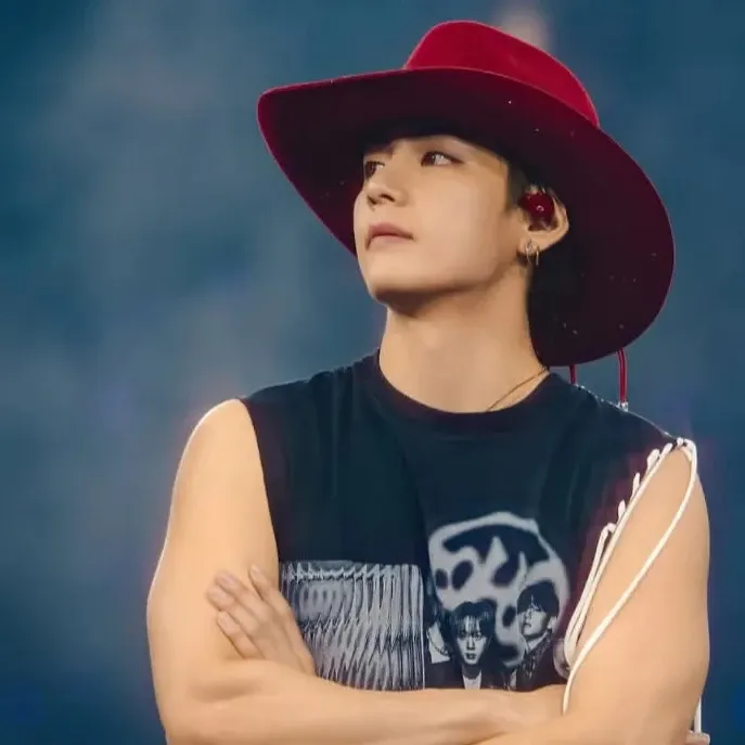 Behind-the-scenes cut of Kim Taehyung (V)