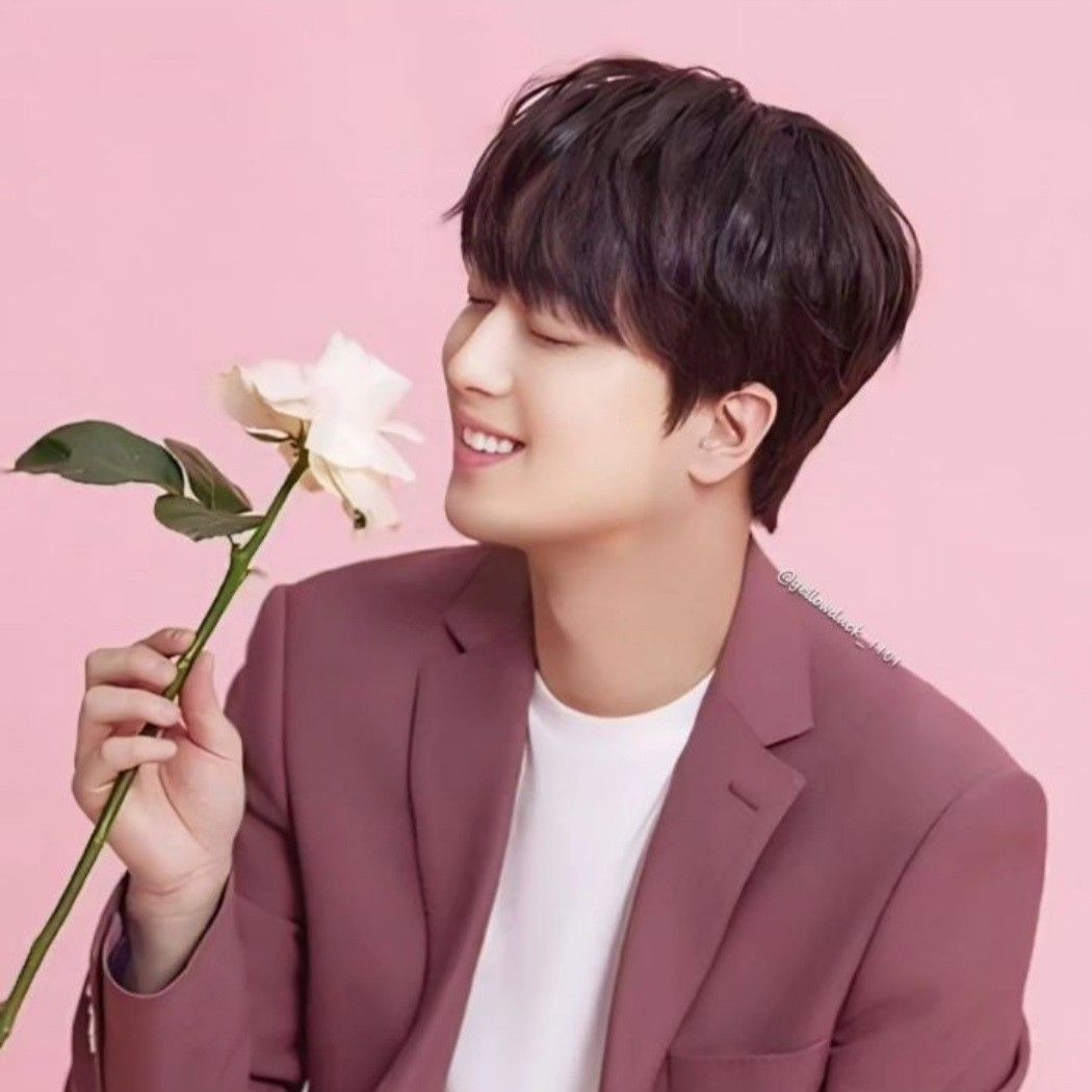 李灿元的幕后花絮