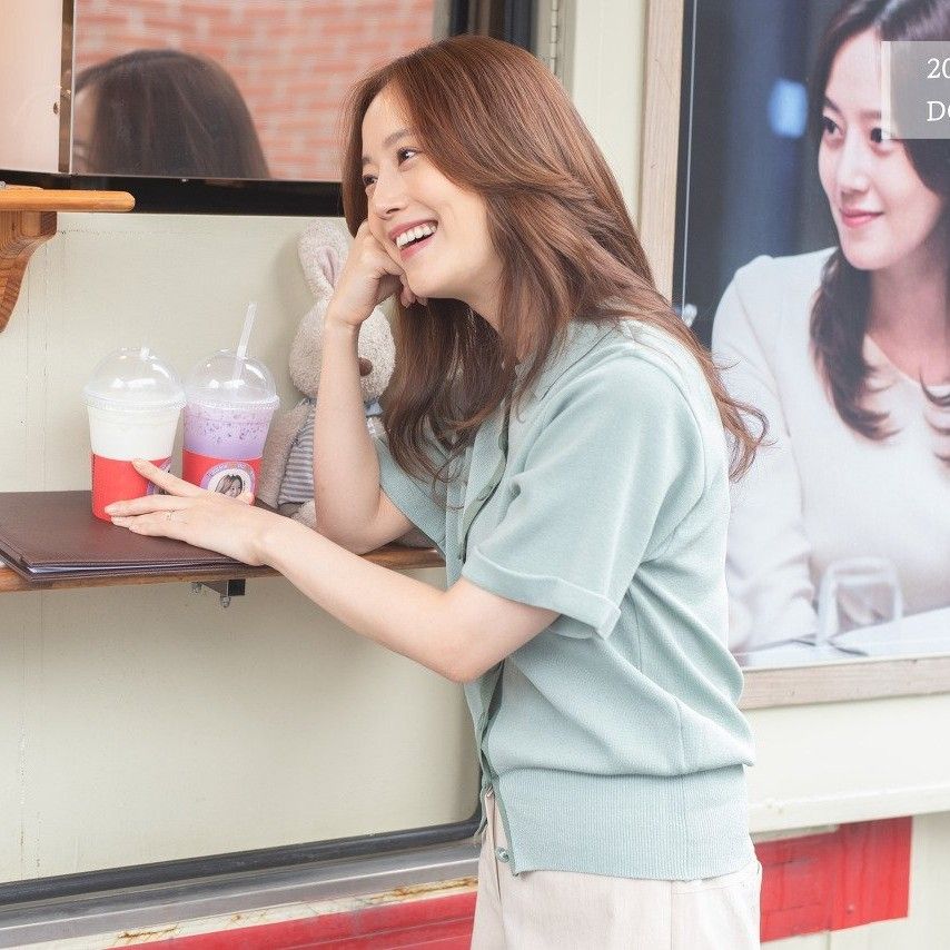 Recent activity shot of Moon Chaewon