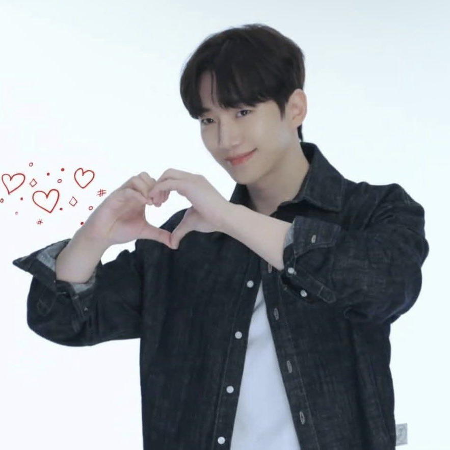 Foto kegiatan terbaru dari Lee Junho