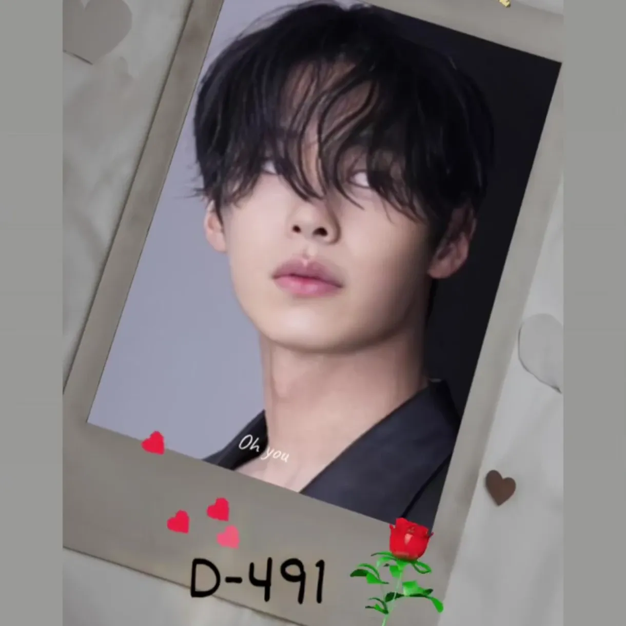 Behind-the-scenes cut of Lee Jaewook