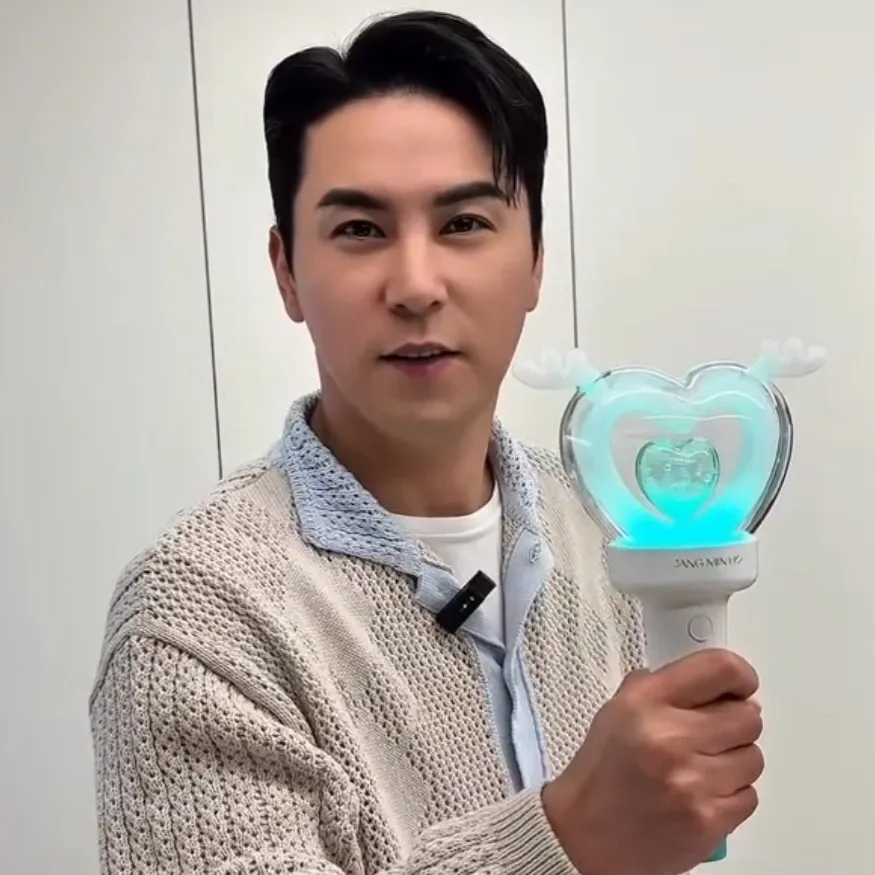 Foto kegiatan terbaru dari Jang Minho