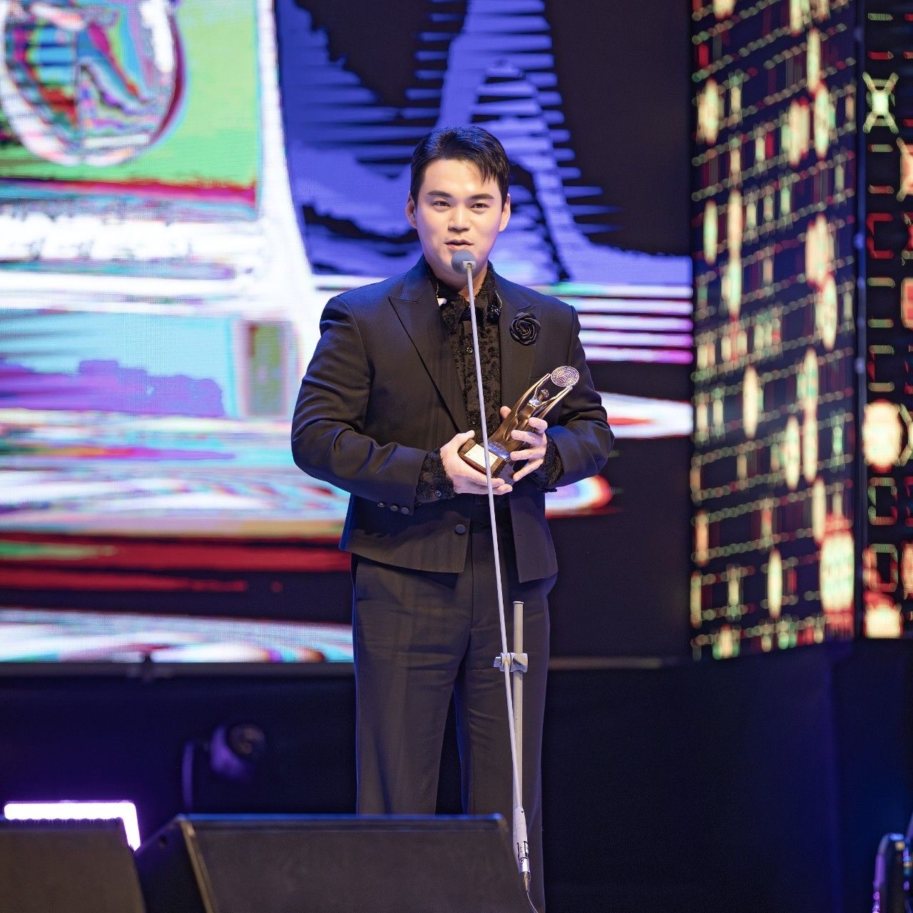 天鹿潭的幕后花絮