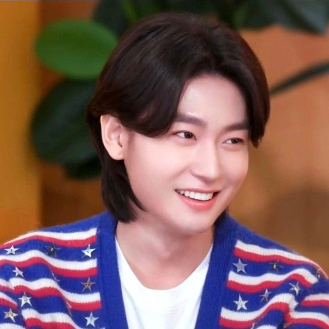 Foto kegiatan terbaru dari Kim Yongbin