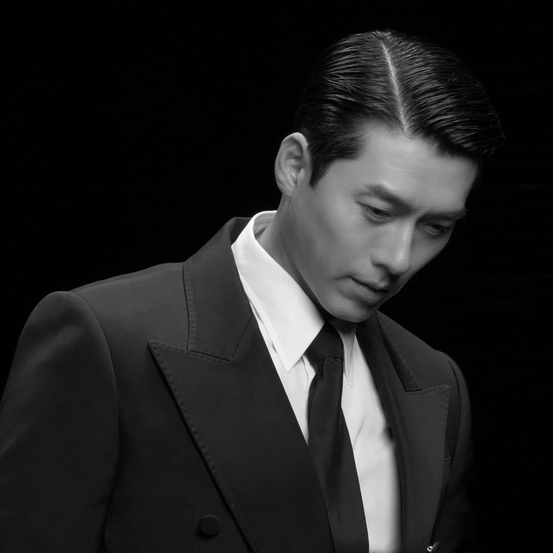 Foto kegiatan terbaru dari Hyun Bin