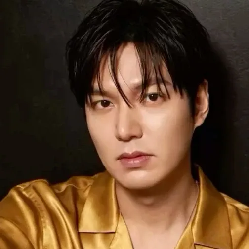Recent activity shot of Lee Minho