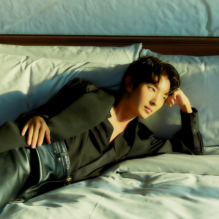 Latest photo of Lee Joongi