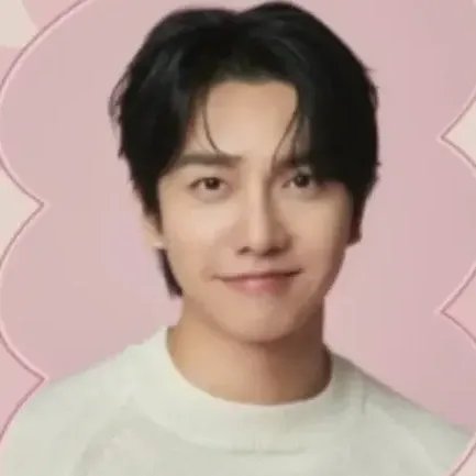 Foto terbaru dari Lee Seunggi