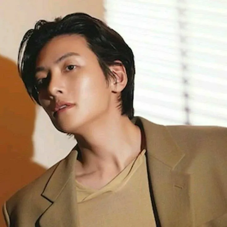 Behind-the-scenes cut of Ji Changwook